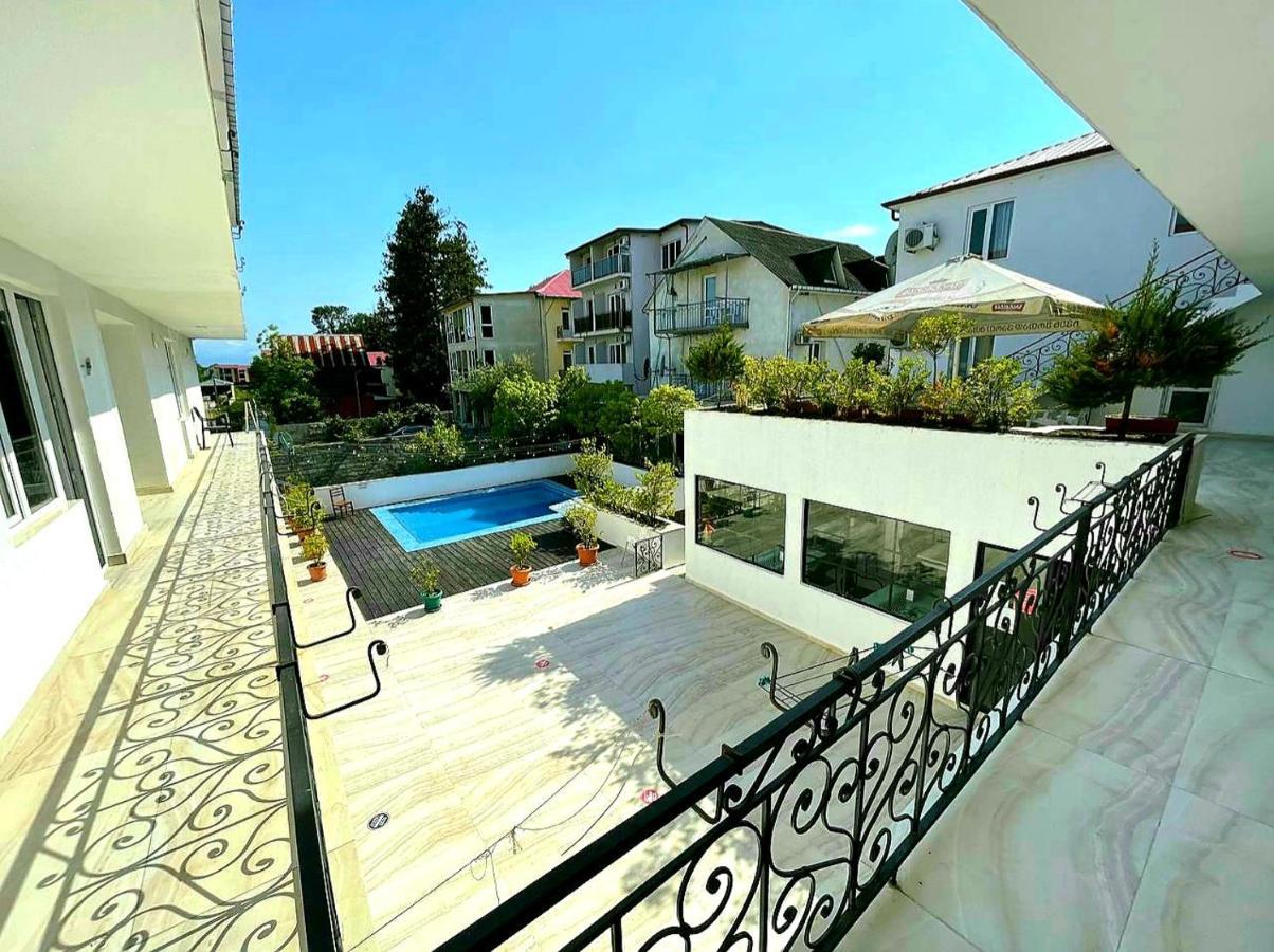 Live Inn Ureki Exterior foto